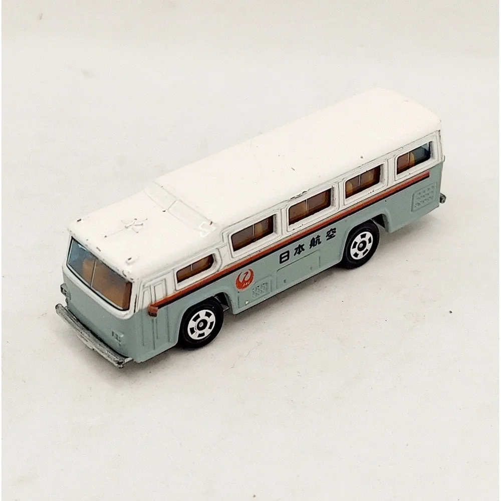 Tomica #41 FUJI Heavy Industries Semi Decker Tour Bus 1:148 Scale Vintage Japan